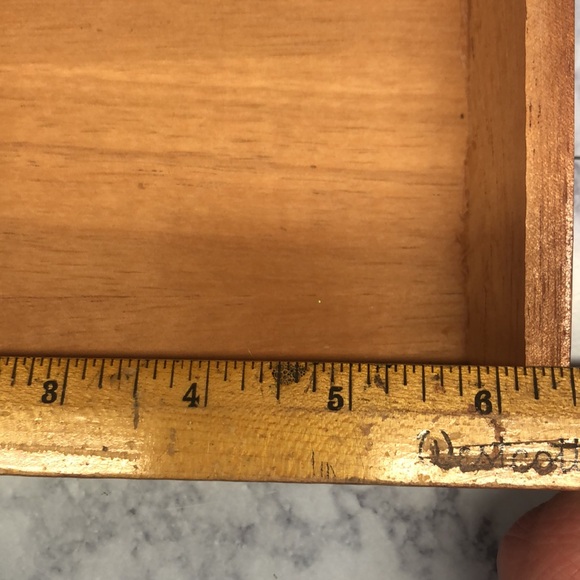 Aston Cigar Box - Picture 9 of 14